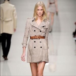 Burberry Prorsum RARE runway nude leather lazercut frill trench coat jacket s 40